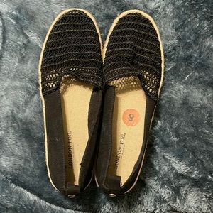 London Fog slip on espadrilles. Size 8. NWOT
